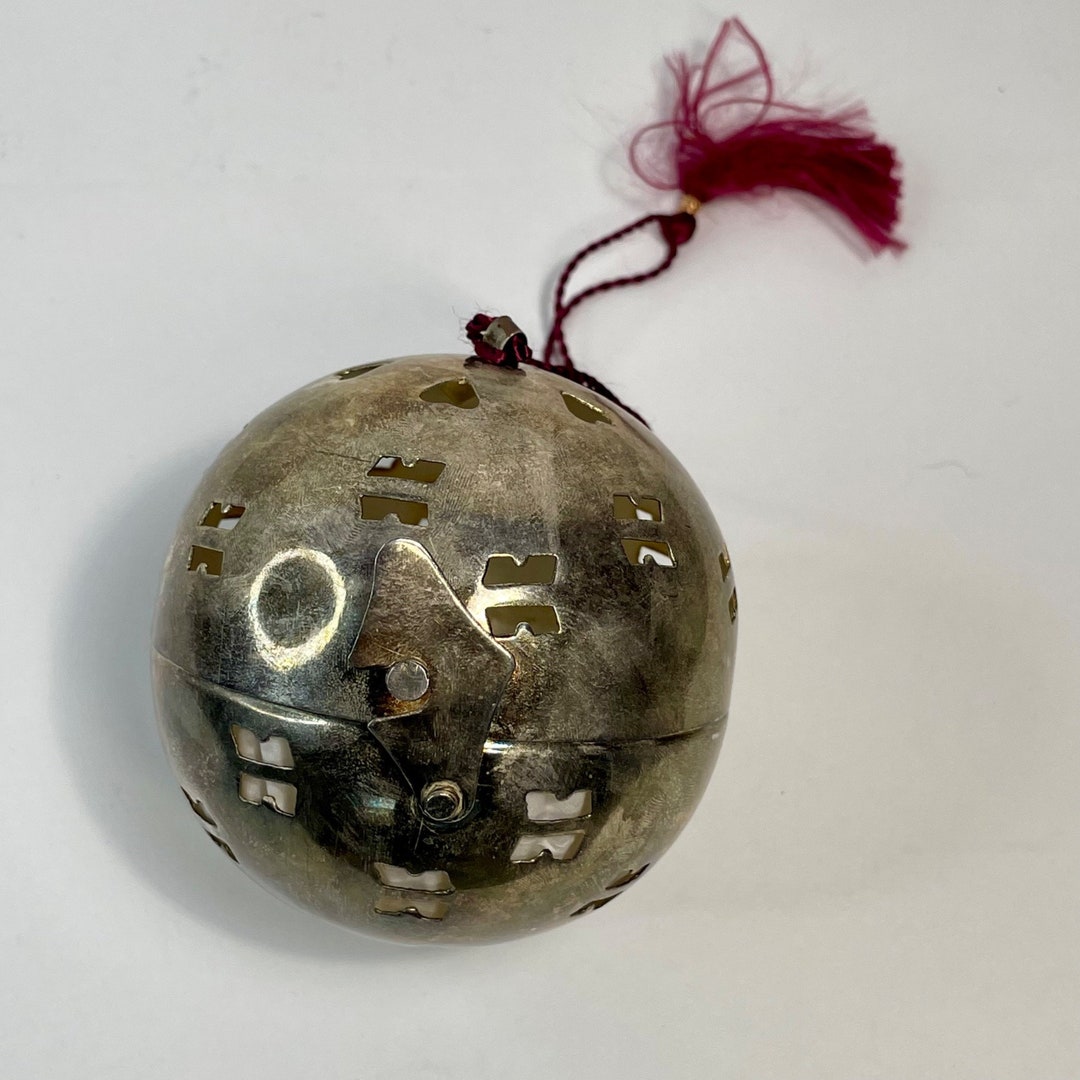 Vintage Silver Plate, Potpourri Ball, Round Ornament Hinged Etsy