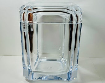 Carlisle Grainware Vintage Lucite Ice Bucket  9” Tall BEAUTIFUL