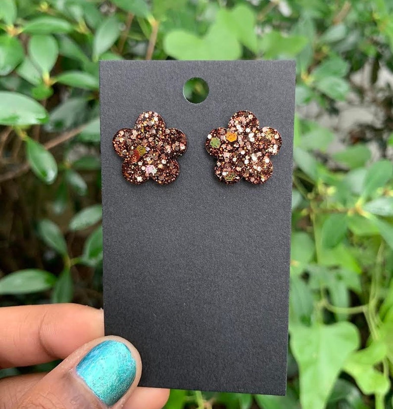 Flower Medium Stud Handcrafted Epoxy Resin Jewelry Earrings