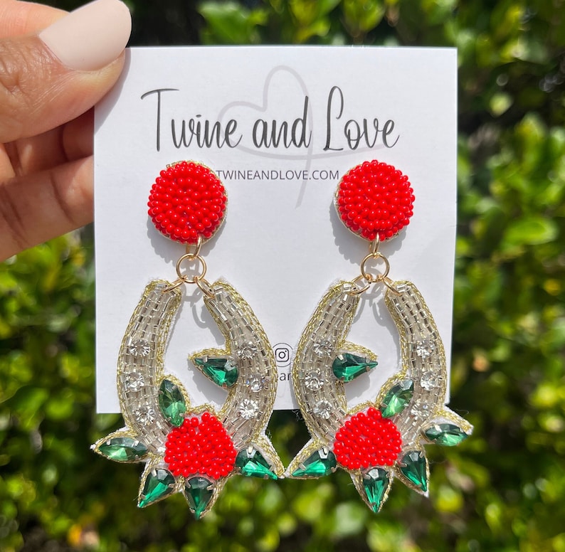Beautiful horseshoe Derby beaded earrings