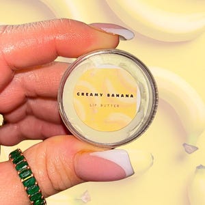 Nährende, aufgeschlagene Lippenbutter