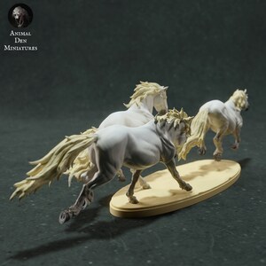 3D-Print Honourguard Animal Den Miniatures Camargue Horses UNPAINTED image 6