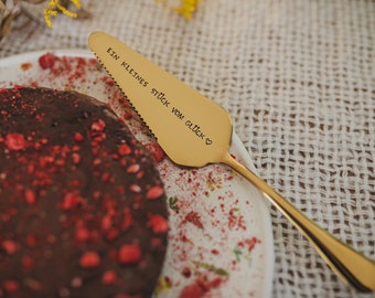Ein kleines Stück vom Glück Personalized cake server handstamped text wedding gift for bride groom couple Dessert spatula shovel stamped
