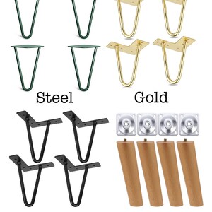 以下が含まれることがあります： さまざまなスタイルと色の家具の脚の品揃え。画像には、緑色のスチールヘアピンレッグ、金色のヘアピンレッグ、黒色のヘアピンレッグ、木製のテーパーレッグの4つの脚セットが表示されています。テキストラベルは各スタイルを識別します。