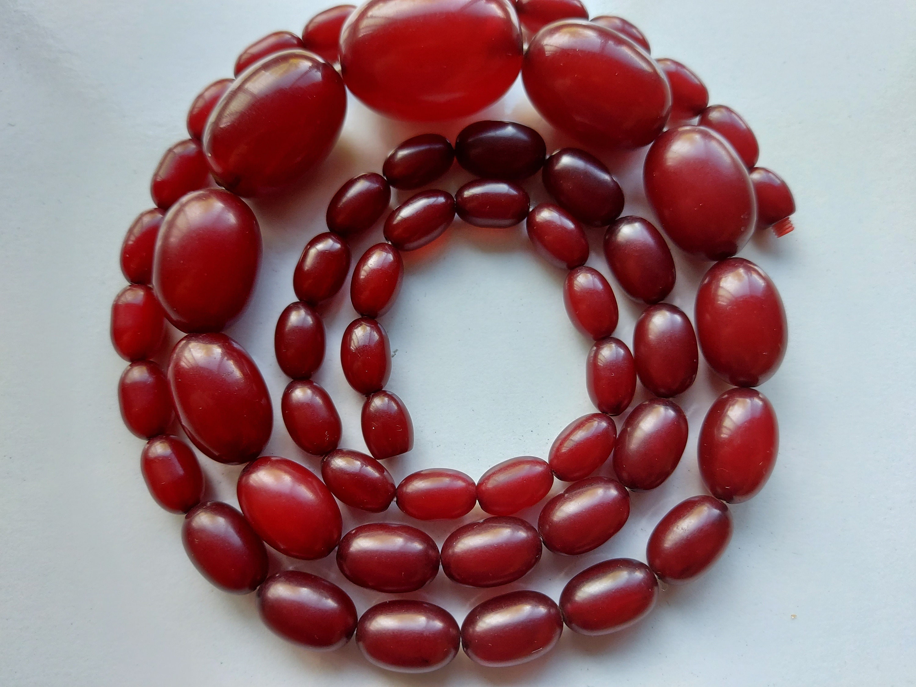 C1930s Art Deco 31.7 Bakelite Cherry Amber Graduated Bead Necklace