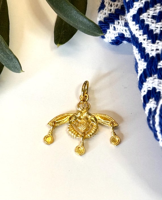 Greek minoan bees silver - Gem