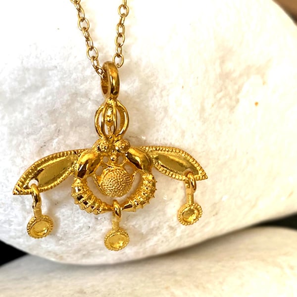 Greek Pendant 24k Gold plated Minoan Bees, minimal necklace, sterling silver 925, Malia bee, Minoan bee