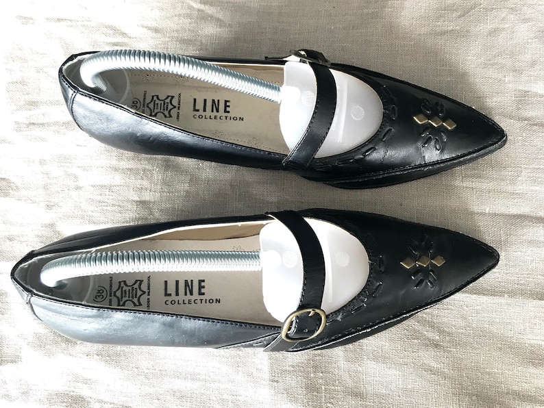 Casual retro look leather shoes EU 38US 7UK 5 Size