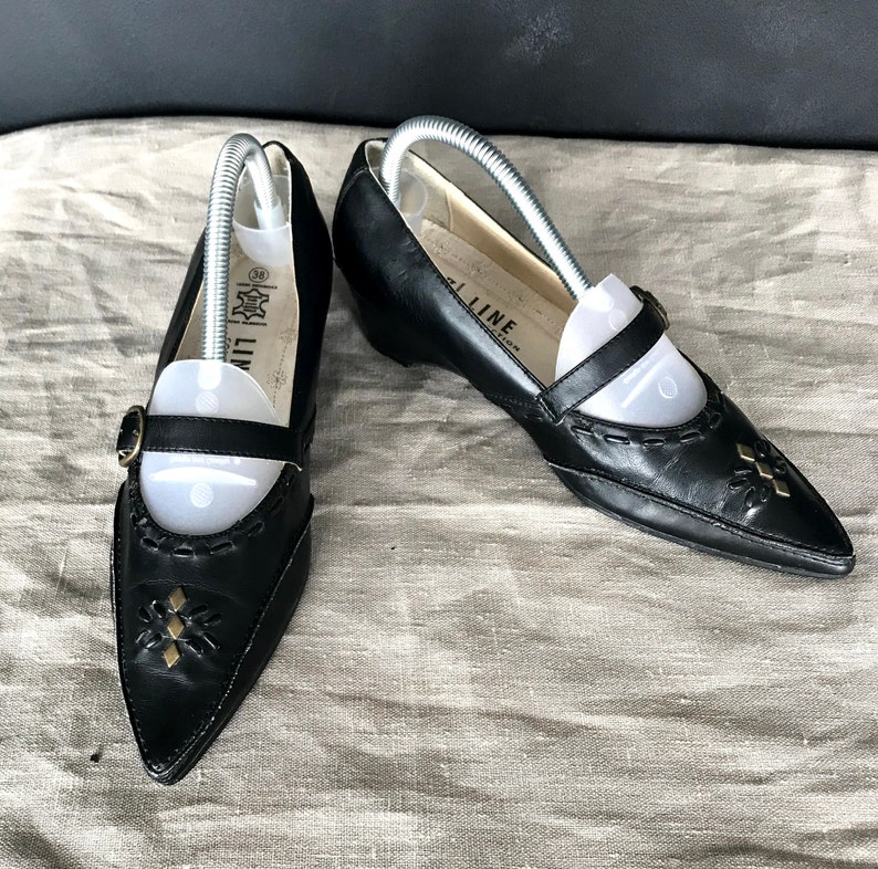 Casual retro look leather shoes EU 38US 7UK 5 Size