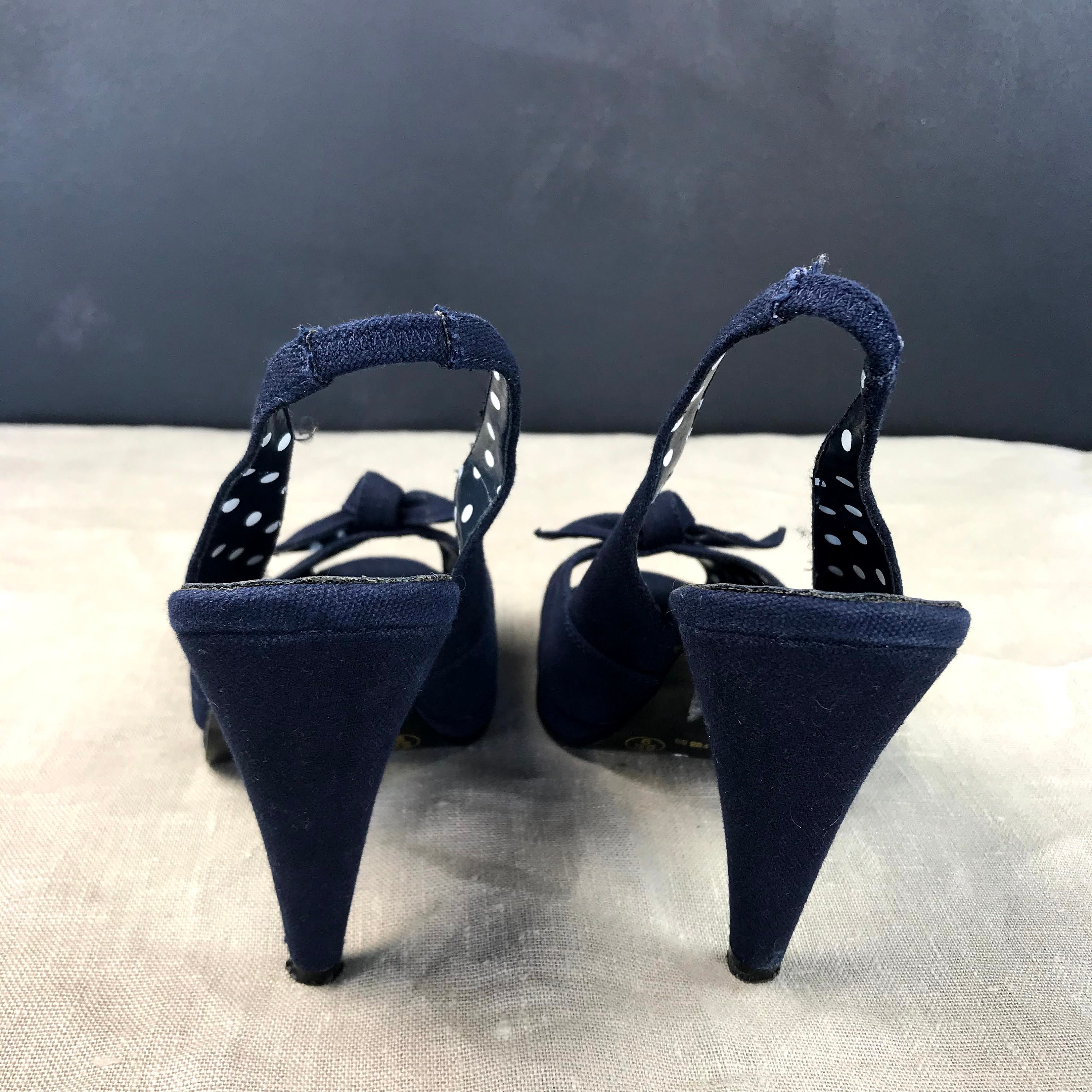MINELLI T:39 - Sandales F930031VEL - NOIR TATIA - Chaussures MINELLI T:39 - Sandales F930031VEL - NOIR TATIA - Chaussures