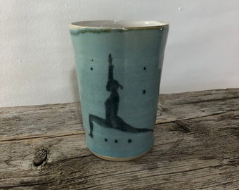 Yoga-cups, handmade ceramic cups for hot & cold drinks, Asana motif:Krieger I, 12 cm height, diameter 9 cm, capacity 250 ml
