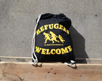 Turnbeutel: Refugees welcome (gelb)