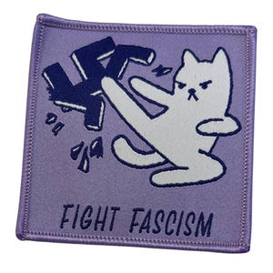 Aufnäher: Fight fascism cat