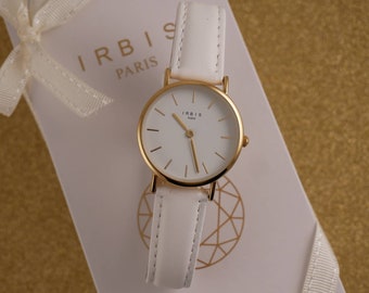 Montre en cuir blanc pour femme avec bracelet interchangeable sublime et agréable