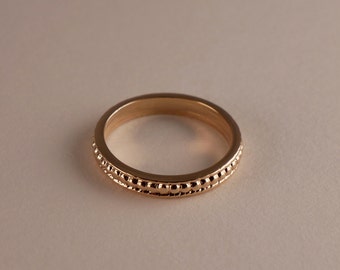Fine women's ring in gold plated