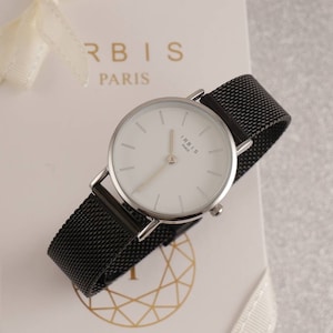 Black Milanese mesh watch for women with resistant and discreet interchangeable strap