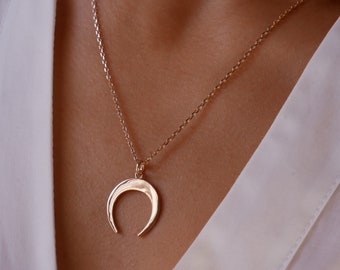 Gold plated moon pendant necklace for trendy women