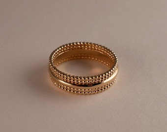 Women's gold-plated wedding ring