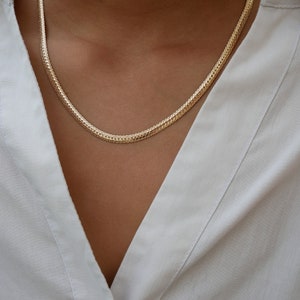Beau collier pendentif plaqué or cœur cristaux diamant rubis bijou