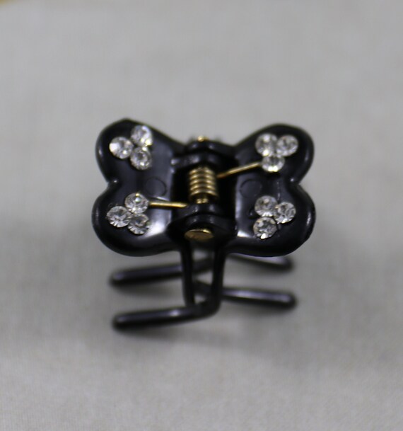 Pair of very pretty Butterfly Clips in black or t… - image 5