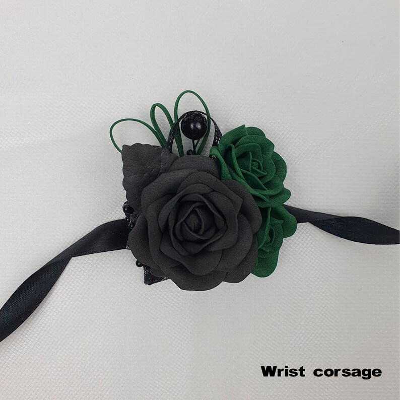 Emerald Green Black Rose Boutonniere for Men Gothic Wedding - Etsy Canada