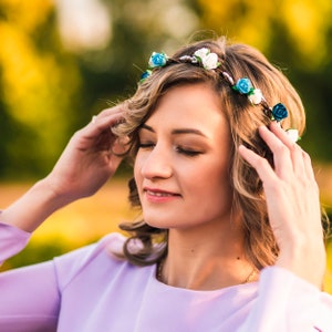 Flower girl crown Blue wedding crown Flowers headband Blue bridal wreath Wedding tiara Flowers hairpiece