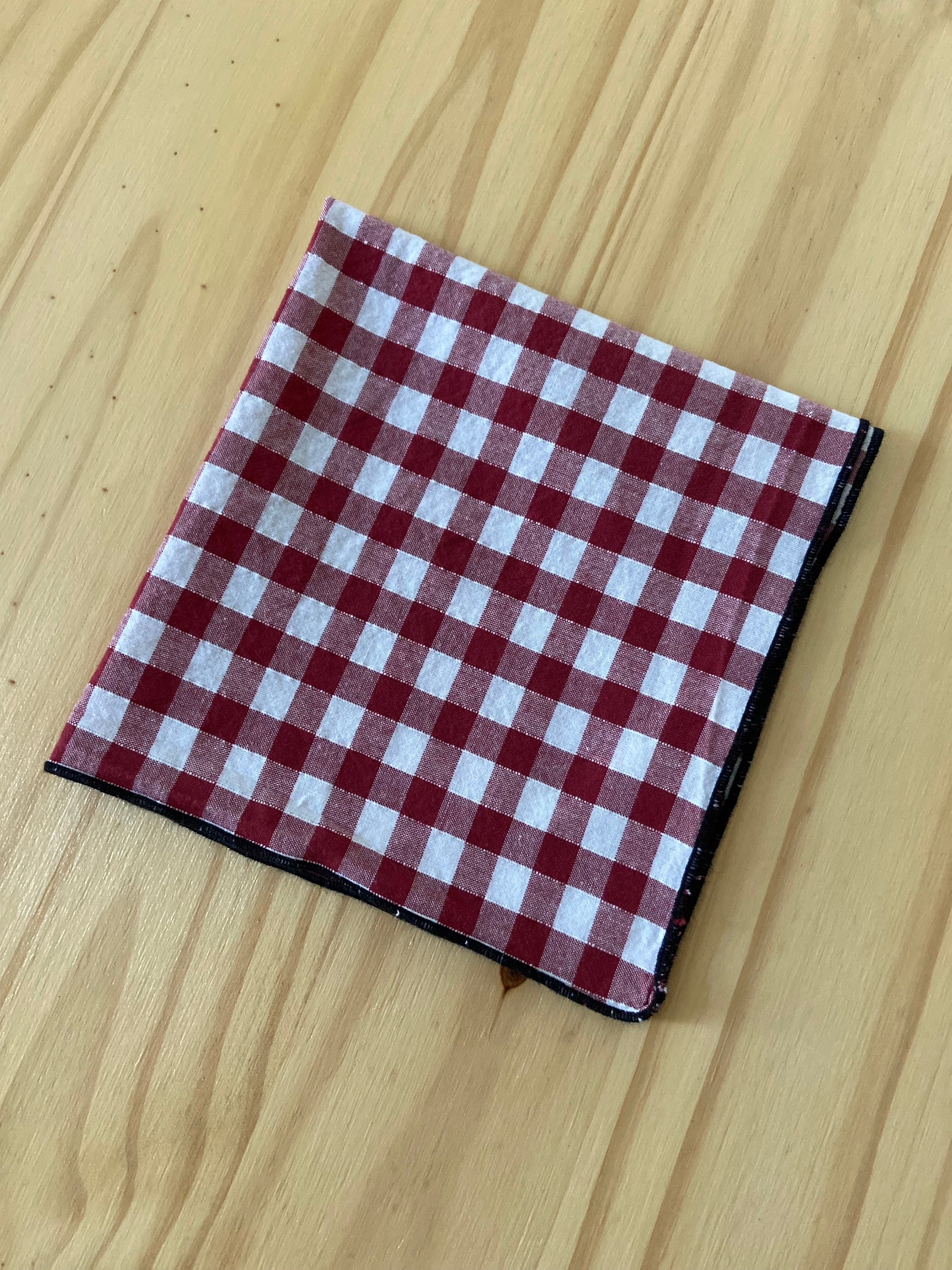 IHR TAVERNA Lot De 20 Serviettes De Table En Papier Motif Vichy Rouge 33 Cm