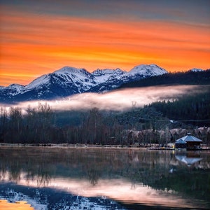 Canada: zonsopgang in Whistler, British Columbia (portretstand) | BC Natuur | Landschap | Muurkunst | Canvasafdruk | Ingelijste foto