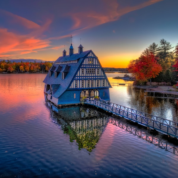 Swallow Boathouse at Sunset - Lake Winnipesaukee - New Hampshire - Canvas Art | Lakes Canvas | Photo Paper | Framed Picture | Metal Print