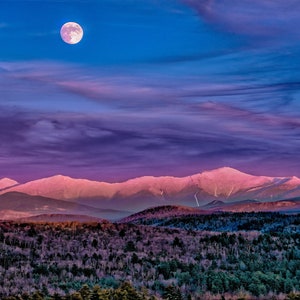 Mt Washington & Präsidenten-Range Snowy Caps Mondaufgang Fotoabzug - New Hampshire Landschaftsfoto - weiße Berge Wandkunst