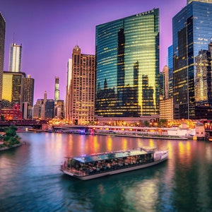 Chicago Riverwalk bei Nacht | Chicago, IL | River Walk Leinwanddruck | Fotopapierdruck | Gerahmtes Foto | Metalldruck