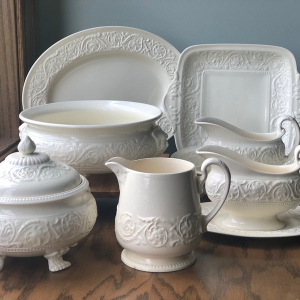Wedgwood pitcher, cake plate and platter: your choice; Vintage Wedgwood Patrician excellent lot