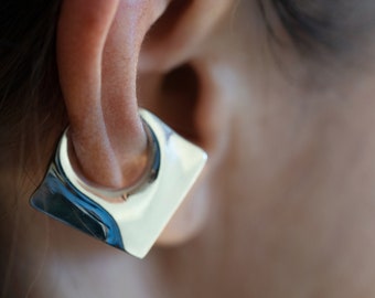925  Silver Stingray Ear Cuff, No Piercing Sterling Silver Cuff Earring, Modern Art Jewelry