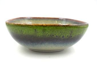 Reactive Glaze sea weed green square 6 inch bowl.