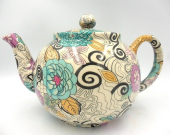 6 cup teapot in Woodstock design by Heron Cross Pottery
