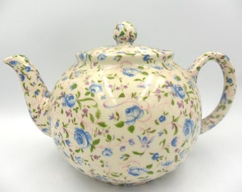 Ditsy Blue Lowestoft chintz design 6 cup teapot made by Heron Cross Pottery