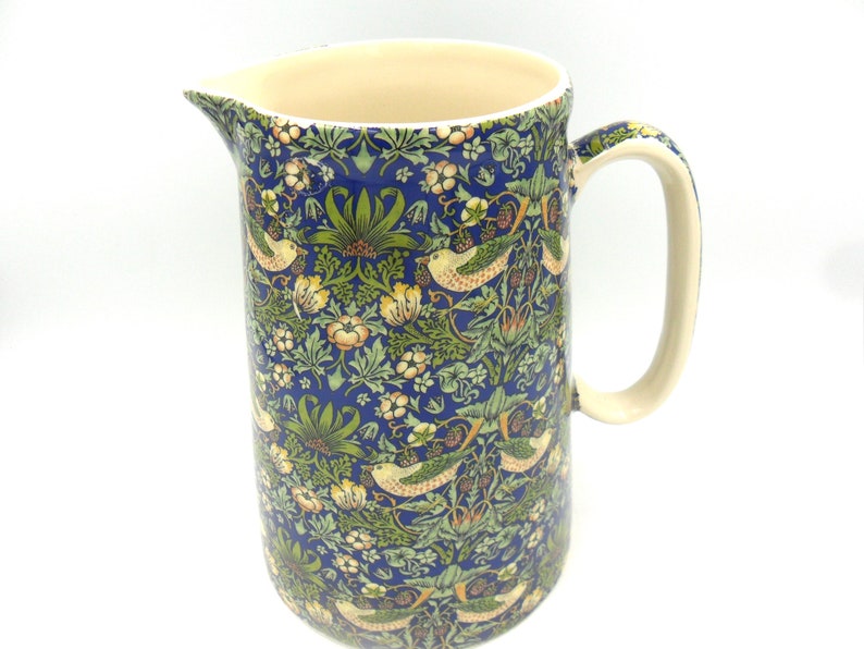 Red Strawberry Thief William Morris Archives - Jill Lydias - View #10
