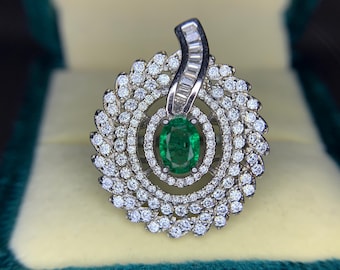 Natürlicher sambischer Smaragd Ring: Sterling Silber Rhodium, Cubic Zirkonia Akzente