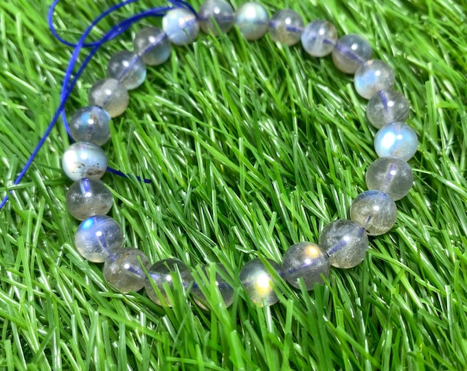 Natural Labradorite Bracelet. Blue Effect Natural Labradorite Bracelet. Natural Gemstone Bracelet. 24 Round Blue Labradorite.