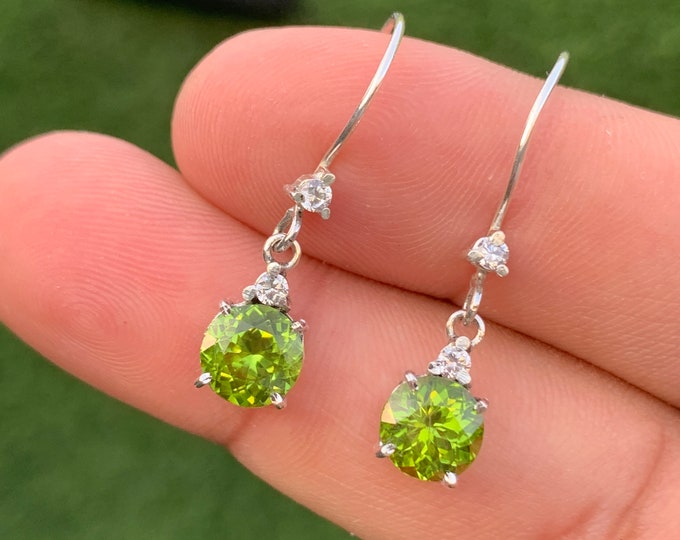 Peridot Ring. Peridot earrings . Peridot Ear Rings. Women Ear Rings . Women Silver Ear Rings . Natural Stone Ear Rings. Peridot Jewelry