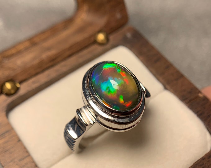 Black Opal  Ring .Opal Ring. AAA Grade Black Opal Gents Ring . Gents Black Opal Ring . Hand Made Classy Silver Ring . Opal Jewellery