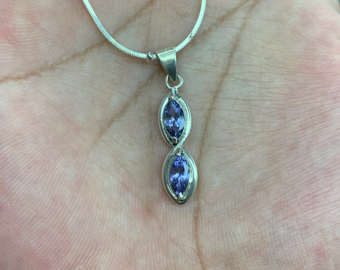 Tanzanite Pendant . Natural Tanzanite's Pendant . Cut Tanzanite. Tanzanite Silver Pendant .Tanzanite With Silver.
