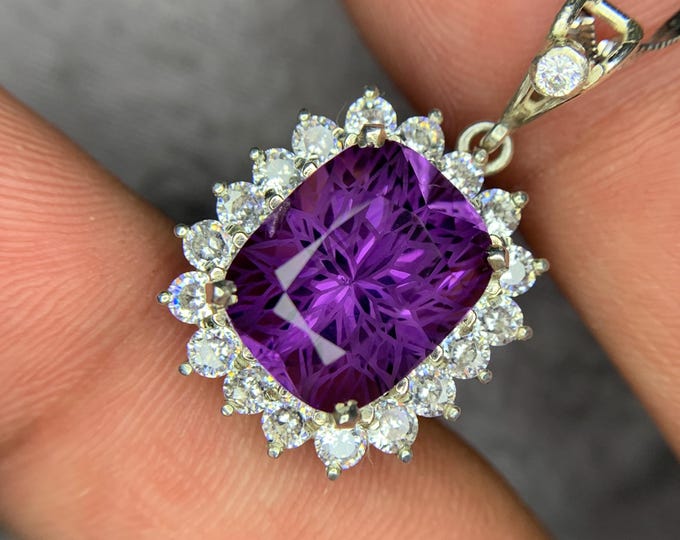 Natural Dark Purple Amethyst Pendant. Christmas Gift . Natural Amethys . Amethyst Hand MAde SIlver Pendant. Amethyst Crsytal Healing Pendant