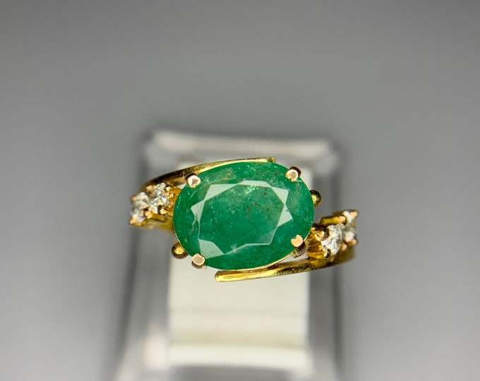 Emerald Ring. Emerald Gold Ring. Natural Zambian Emerald In 18k Gold Ring. Ladies Emerald Ring. Emerald With Diamonds .