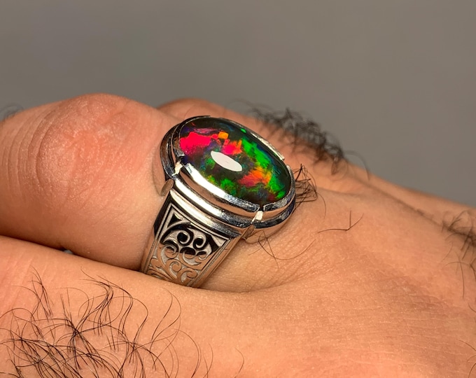 Natural Black Opal Ring.Splendid Out Class full Fire Natural Opal In Hand Made Silver Ring. Opal Ring. Opal In SIlver Ring. Black Opal Ring.