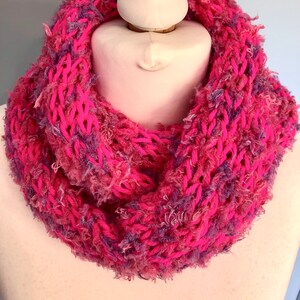 Infinity Schal Doppel-Snood Cowl Chunky Hot Pink Lila Lila Flauschig gestrickt Unikat