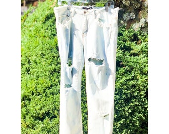 Womens Vintage Destroyed Denim Jeans Rip Bleach