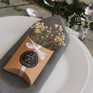 cadeaux MARIAGE personnalisés savons invités boîte kraft 30 g
