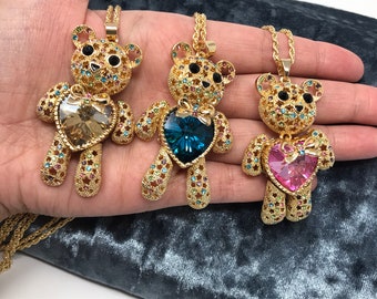 18K Yellow Gold Liliac Enamel Teddy Bear Charm