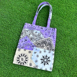 Women’s Paisley Print Cotton Tote Bag – Lightweight Beach Bag Or Everyday Carry 10 thumbnail image